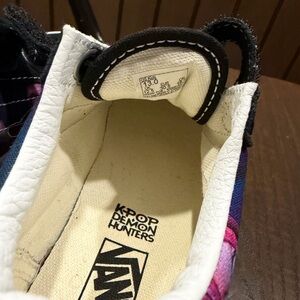Vans K-Pop Demon Hunters Low Top Sneaker - Purple Pink Blue